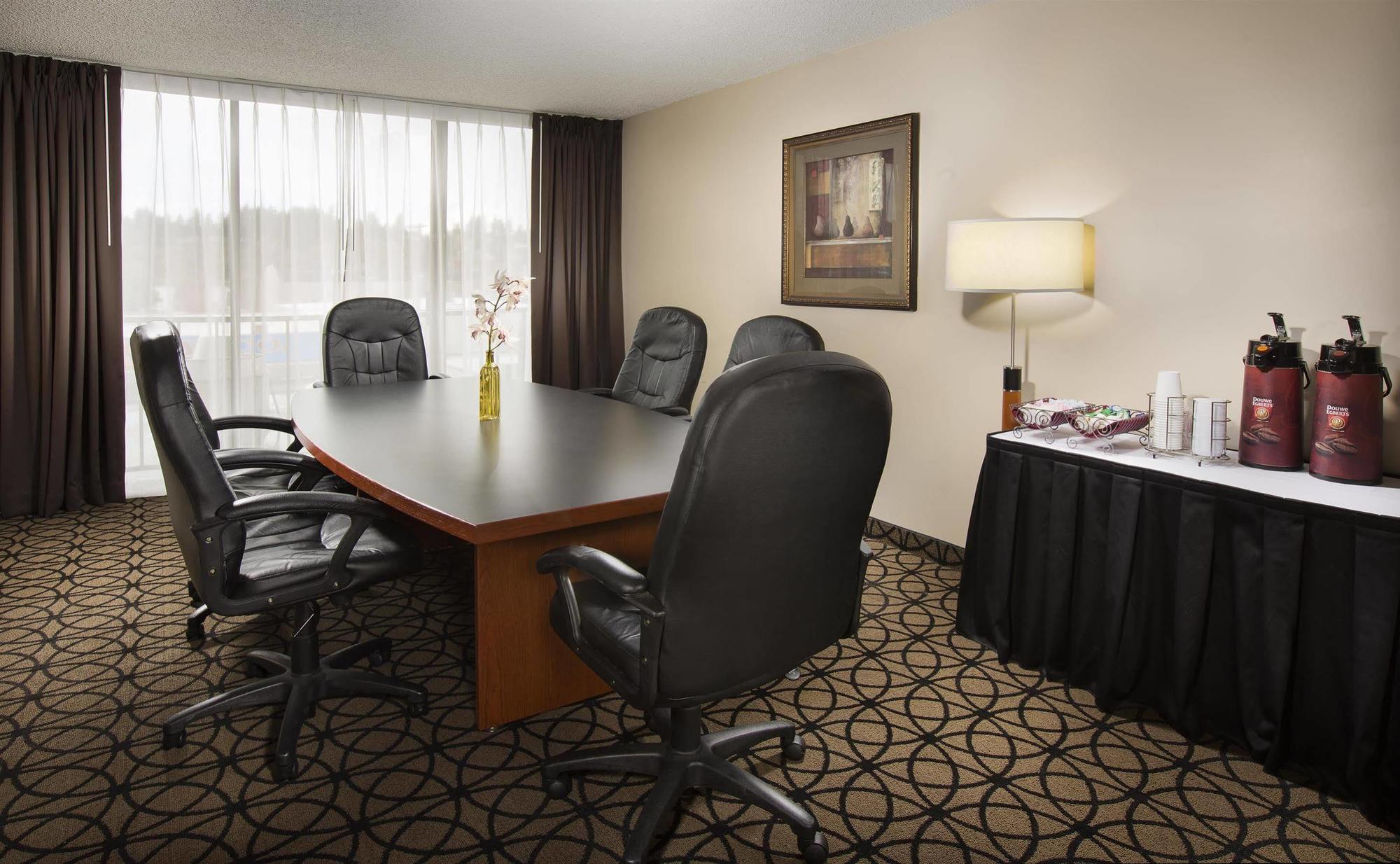 Red Lion Inn & Suites Olympia, Governor Hotel Esterno foto